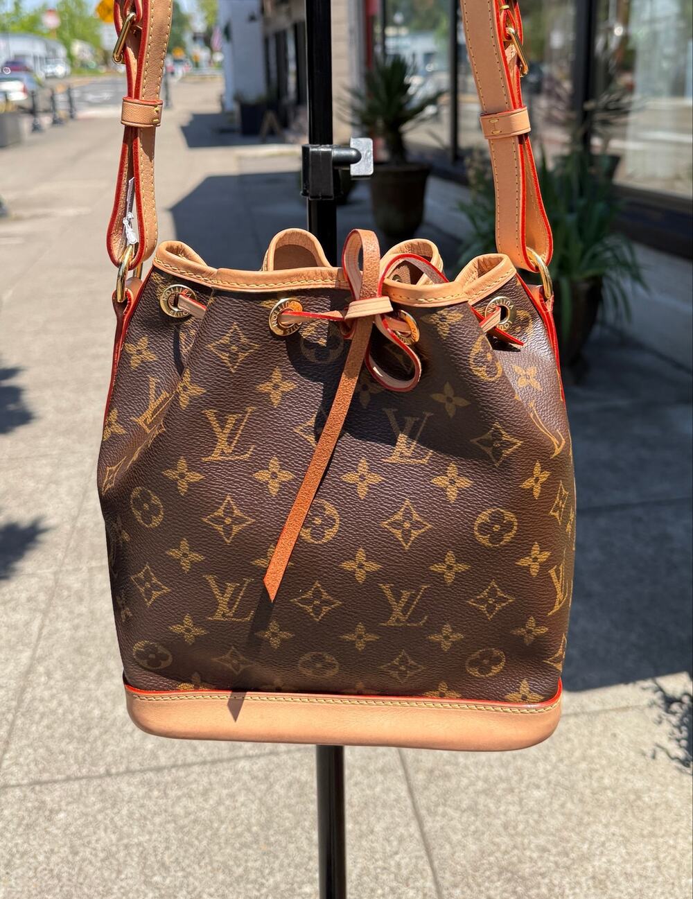 LOUIS VUITTON NOE BB Monogram Canvas Leather Bucket Bag M46983